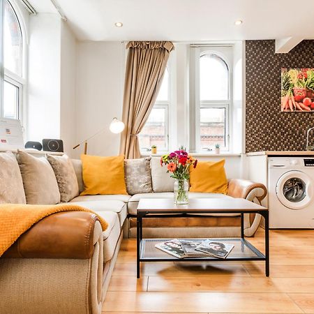 Cavern Quarters, Beautiful Two Bedroom City Centre Apartment By Garudy Serviced Apartments And Short Lets - Perfect For Longer Stays 利物浦 外观 照片
