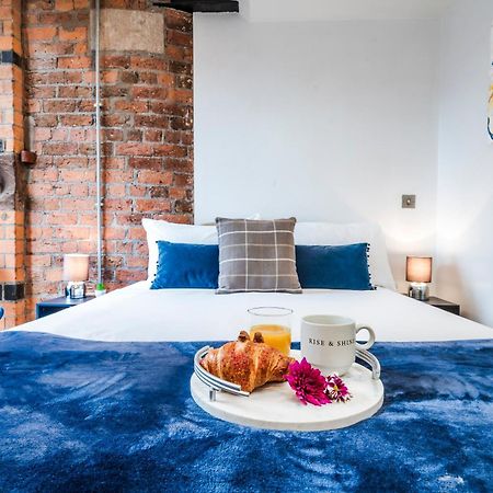 Cavern Quarters, Beautiful Two Bedroom City Centre Apartment By Garudy Serviced Apartments And Short Lets - Perfect For Longer Stays 利物浦 外观 照片