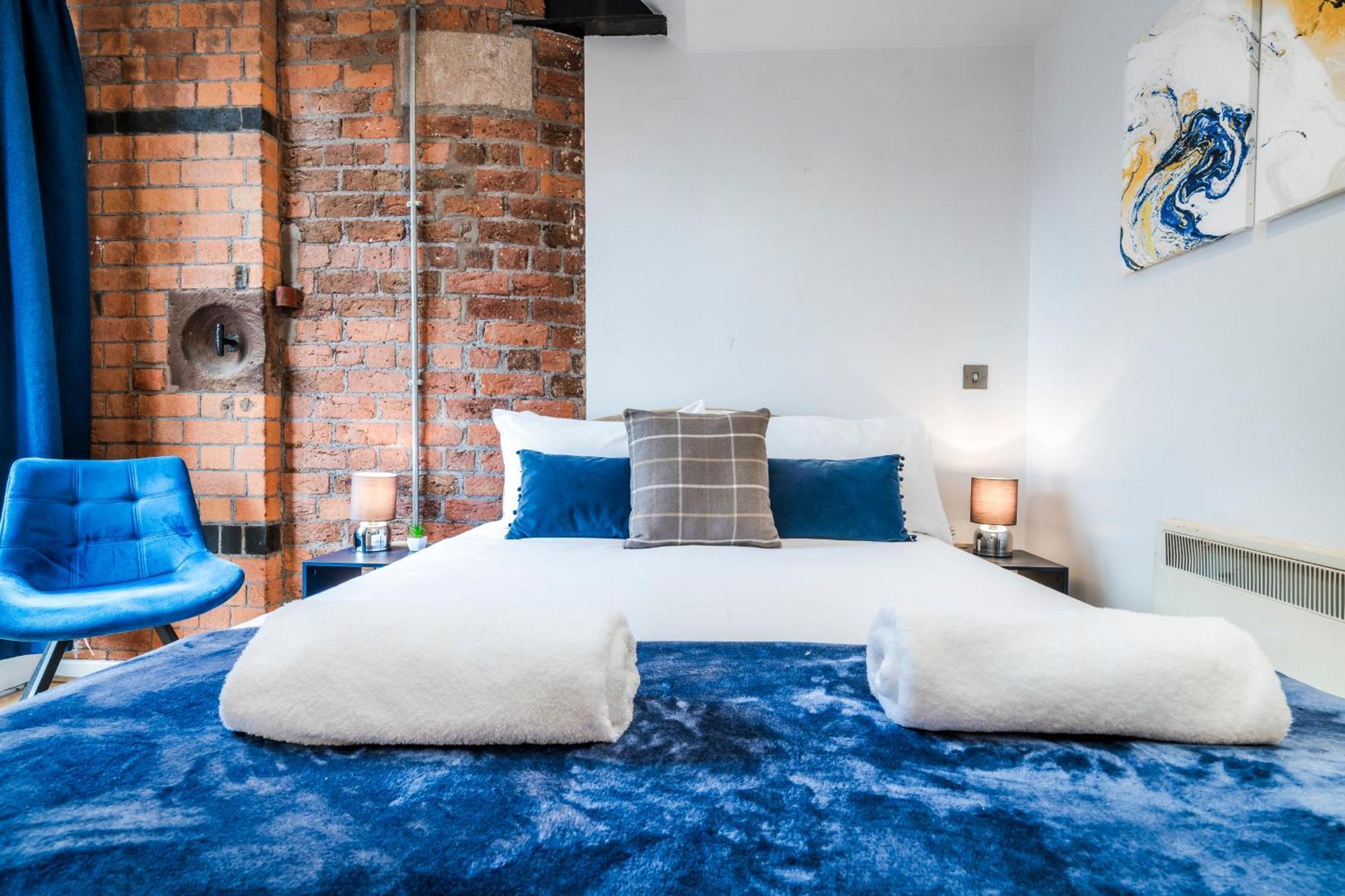 Cavern Quarters, Beautiful Two Bedroom City Centre Apartment By Garudy Serviced Apartments And Short Lets - Perfect For Longer Stays 利物浦 外观 照片