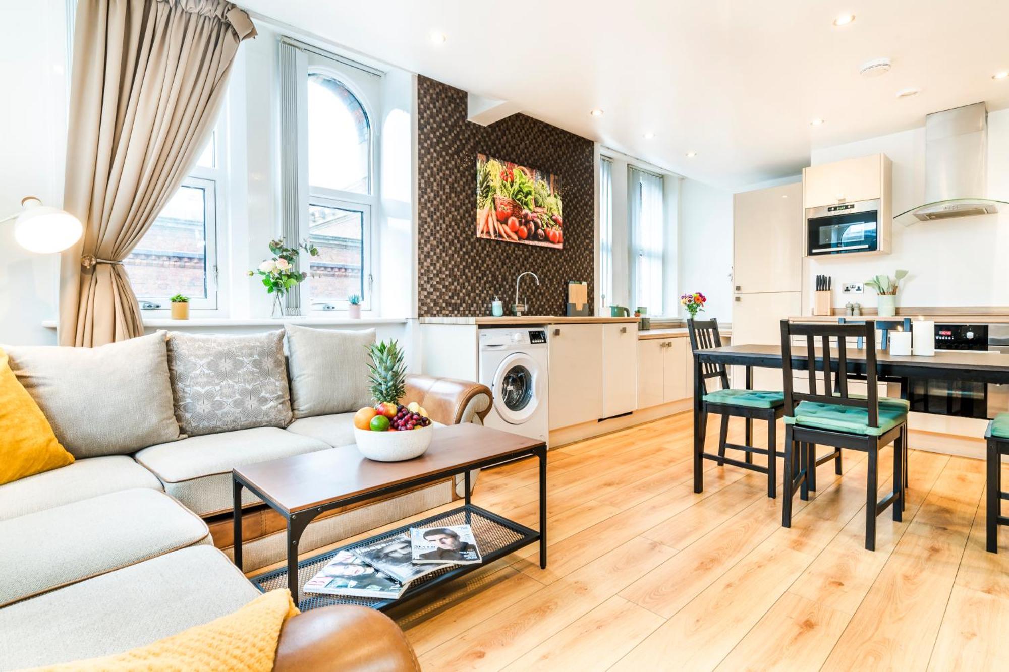 Cavern Quarters, Beautiful Two Bedroom City Centre Apartment By Garudy Serviced Apartments And Short Lets - Perfect For Longer Stays 利物浦 外观 照片