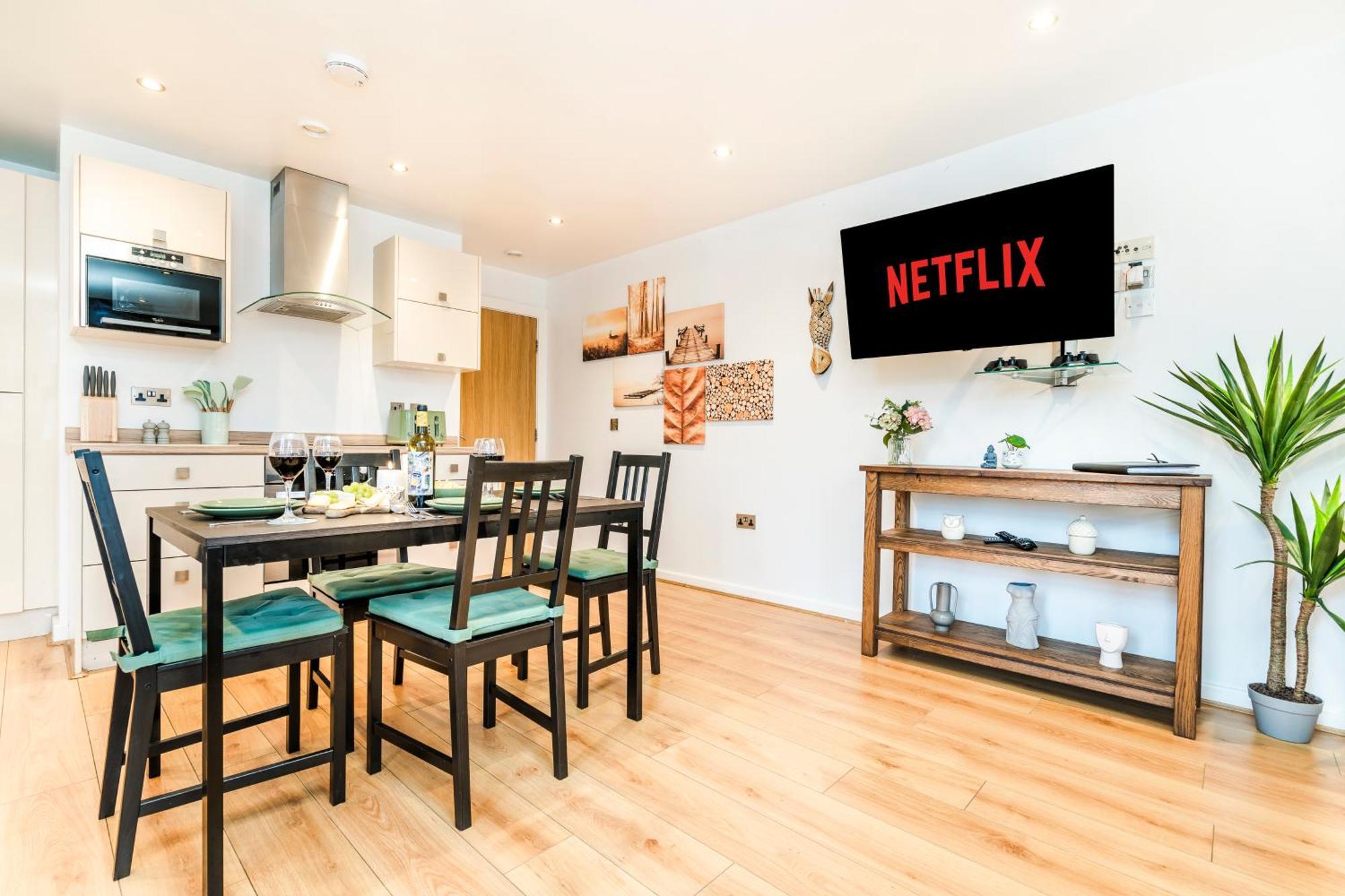 Cavern Quarters, Beautiful Two Bedroom City Centre Apartment By Garudy Serviced Apartments And Short Lets - Perfect For Longer Stays 利物浦 外观 照片