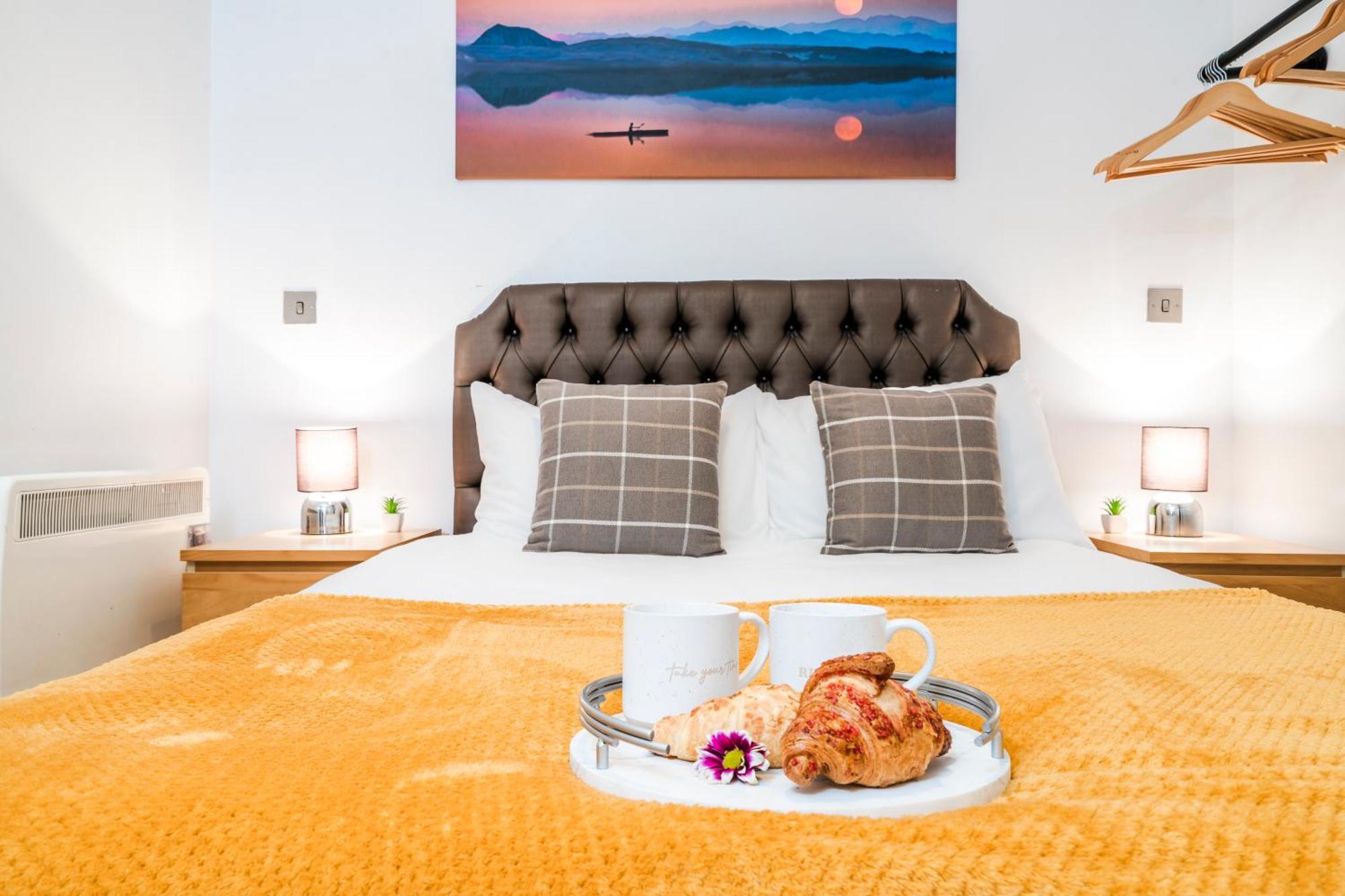 Cavern Quarters, Beautiful Two Bedroom City Centre Apartment By Garudy Serviced Apartments And Short Lets - Perfect For Longer Stays 利物浦 外观 照片
