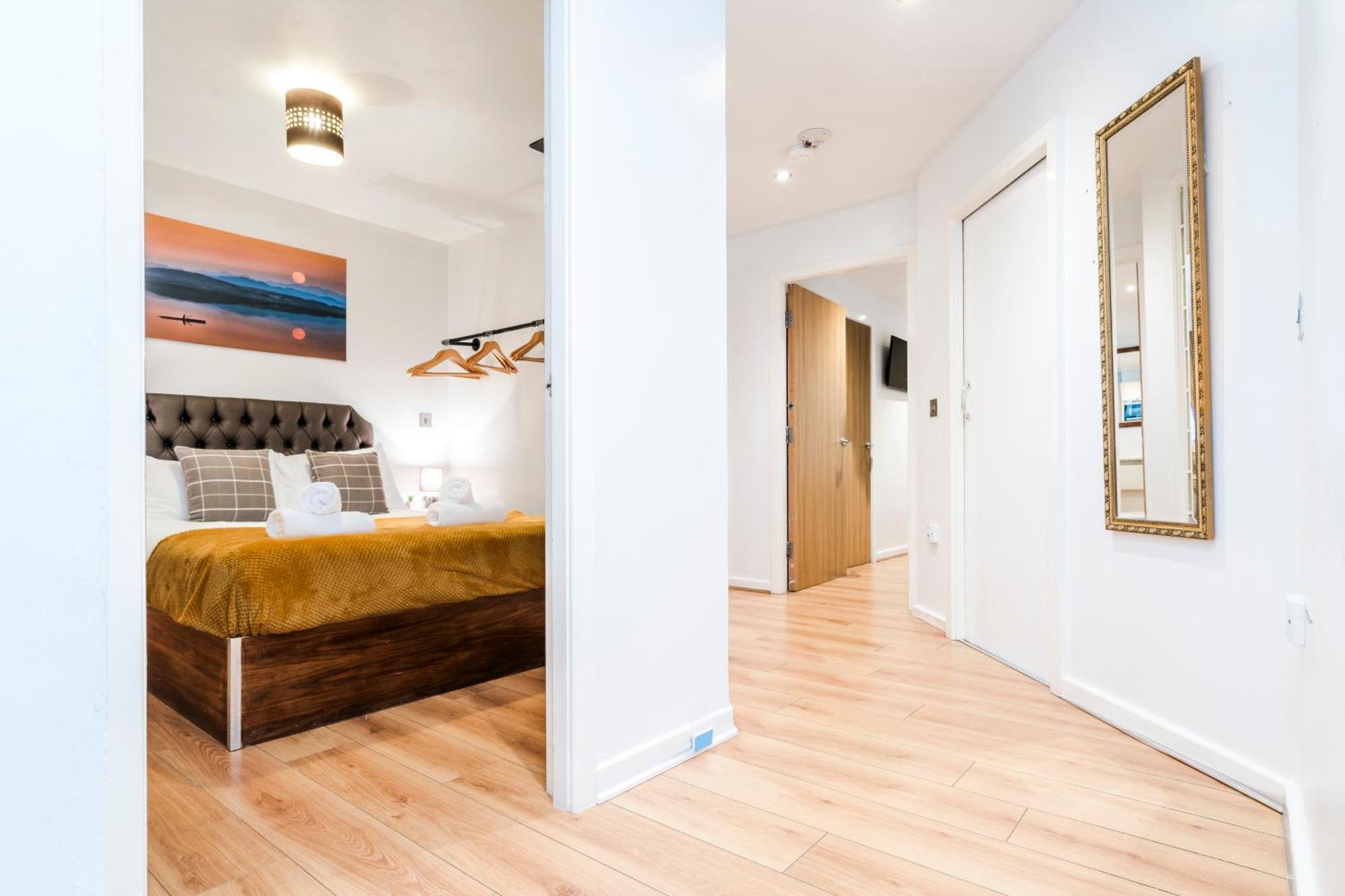Cavern Quarters, Beautiful Two Bedroom City Centre Apartment By Garudy Serviced Apartments And Short Lets - Perfect For Longer Stays 利物浦 外观 照片